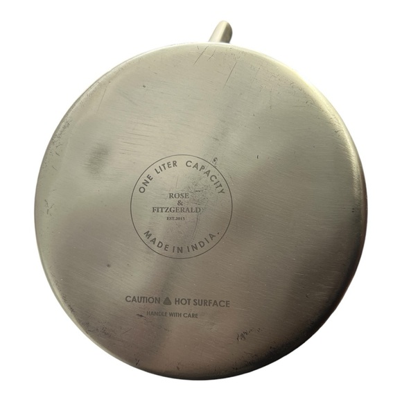 ROSE & FITZGERALD BRUSHED GOLD KETTLE - DOES NOT COME IN THE ORIGINAL BOX - Picture 7 of 8